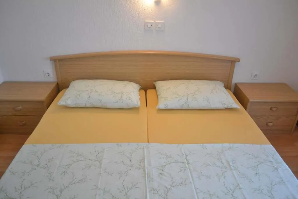 Apartments Jasna And Mirko Lopar 0*,  Croatia
