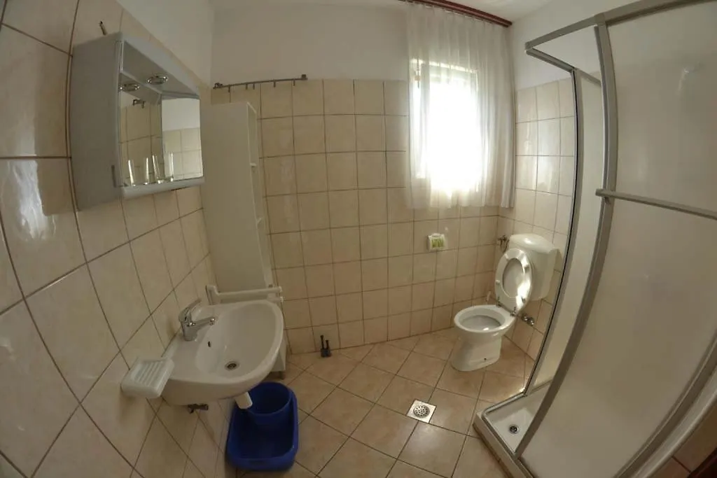 Apartments Jasna And Mirko Lopar Croatia
