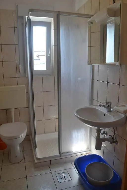 Guest house Apartments Jasna And Mirko Lopar